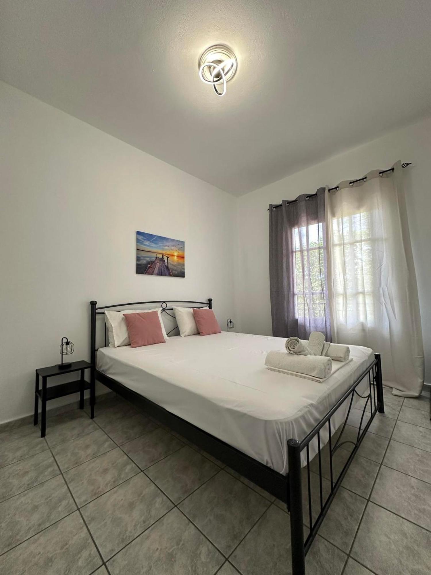 Ionian Luxury Apartments ペラマ エクステリア 写真